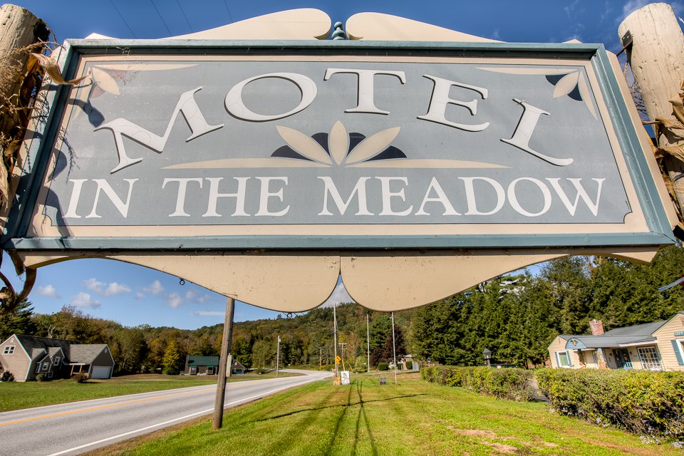 MOTEL IN THE MEADOW Updated March 2024 936 Vt Route 11 W, Chester