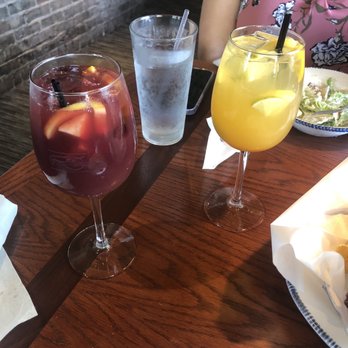Red Lobster - Berry & Tropical Sangrias - Seafood Near Me - Doral, Florida Red Lobster - Berry & Tropical Sangrias - Seafood Near Me - Doral, Florida