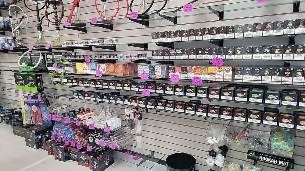 PUFF LOVE SMOKE & VAPE SHOP Updated September 2024 15340 Dallas Pkwy, Dallas, Texas