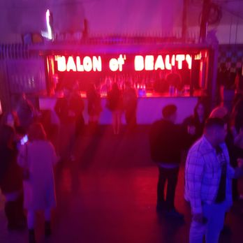 We All Scream - One of four dance floors: contemporary R&B - Dance Clubs Near Me - Las Vegas, Nevada We All Scream - One of four dance floors: contemporary R&B - Dance Clubs Near Me - Las Vegas, Nevada