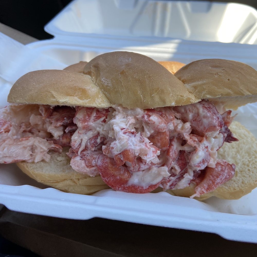 Steamers - Lobster Roll - Seafood Markets Near Me - Newton, Massachusetts
