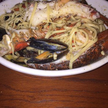 Red Lobster - The Harbor Bar Dish!! My Mother said it was delicious she liked it. - Seafood Near Me - Vallejo, California Red Lobster - The Harbor Bar Dish!! My Mother said it was delicious she liked it. - Seafood Near Me - Vallejo, California