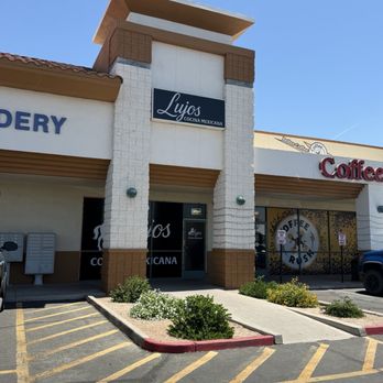 Lujos Cocina Mexicana - Location - Mexican Near Me - Gilbert, Arizona Lujos Cocina Mexicana - Location - Mexican Near Me - Gilbert, Arizona