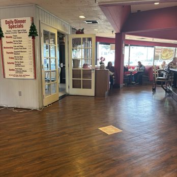 Goldenwest Diner - Entrance - Diners Near Me - Westminster, California