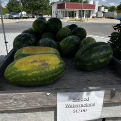 Lee's Produce and Garden - Seeded Watermelon
