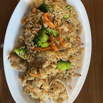 Bon Mi - Fried Rice with chicken - Vietnamese Near Me - Eugene, Oregon