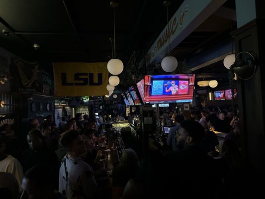 Jameson’s Pub by null