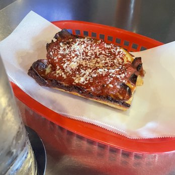 Desi's Bar & Grill - Pizza - Bars Near Me - San Diego, California Desi's Bar & Grill - Pizza - Bars Near Me - San Diego, California