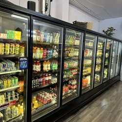 Golden 9th Deli & market - Drink fridge