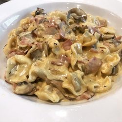 Lavita Cafe Ristorante - Tortellini alla panna