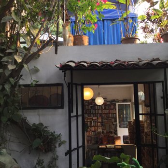 Gringos' Books & Coffee Shop - Bookstores Near Me - Bucerías, NAY