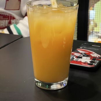 Konoko Restaurant - Pineapple and Ginger Punch - Caribbean Near Me - White Marsh, Maryland