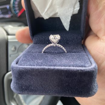Iannelli Diamonds - Ring - Jewelry Near Me - New York, New York