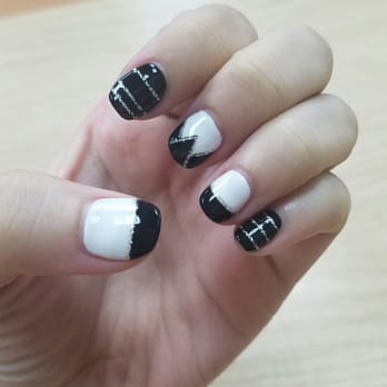 Coco Nails art - How my nails turned out! Day 3 of the manicure (on the hand that didn't start lifting yet) - Nail Salons Near Me - New York, New York