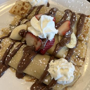 Broken Yolk Cafe - Nutella Crepes - Breakfast & Brunch Near Me - Fullerton, California Broken Yolk Cafe - Nutella Crepes - Breakfast & Brunch Near Me - Fullerton, California