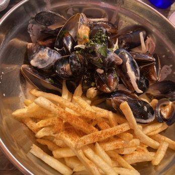 The Albright - Mussels - Seafood Near Me - Santa Monica, California The Albright - Mussels - Seafood Near Me - Santa Monica, California