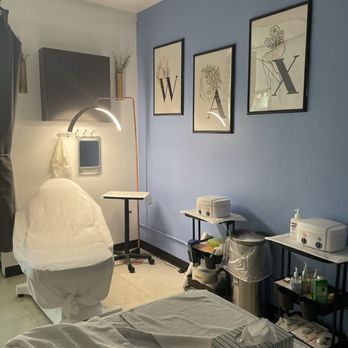 Fundo Inc - DBA Cameo Beauty Academy - Cosmetology Schools Near Me - Oak Lawn, Illinois Fundo Inc - DBA Cameo Beauty Academy - Cosmetology Schools Near Me - Oak Lawn, Illinois