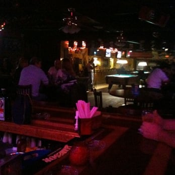 McGregor's Bar - people sitting at the bar - Bars Near Me - Mount Dora, Florida McGregor's Bar - people sitting at the bar - Bars Near Me - Mount Dora, Florida