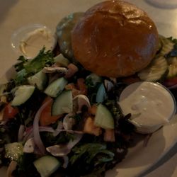 The Salty Dawg Highway 101 - Burger and side salad