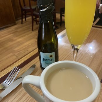 Frida's Breakfast & Lunch - Coffee and a Mimosa - Breakfast & Brunch Near Me - Evanston, Illinois Frida's Breakfast & Lunch - Coffee and a Mimosa - Breakfast & Brunch Near Me - Evanston, Illinois