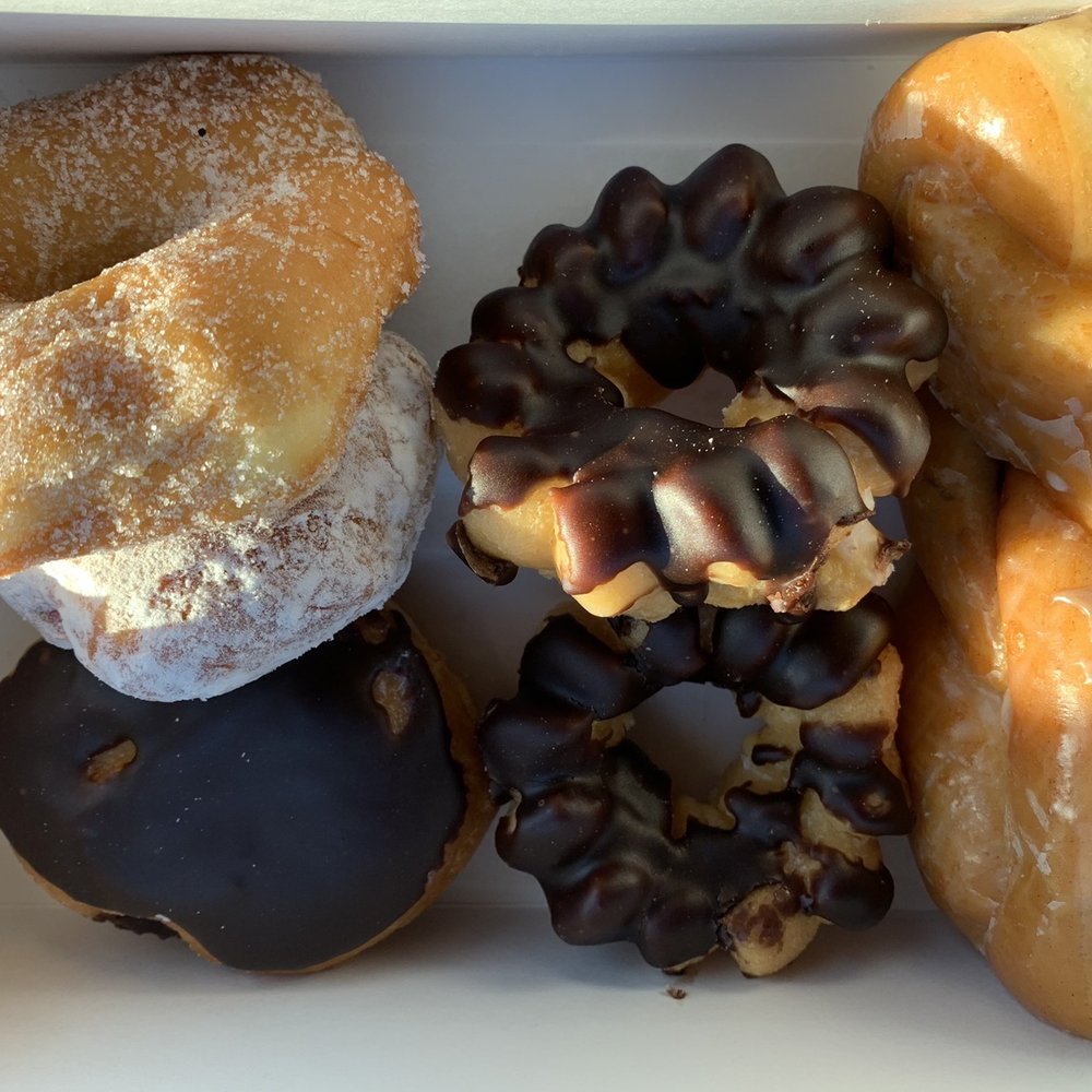 Jerry's Cakes & Donuts - 1/2 a dozen donuts - Bakeries Near Me - Rapid City, South Dakota Jerry's Cakes & Donuts - 1/2 a dozen donuts - Bakeries Near Me - Rapid City, South Dakota