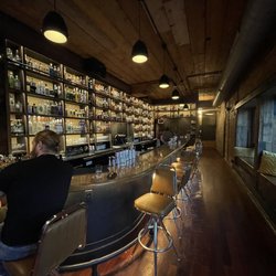 Dram & Draught - Bar