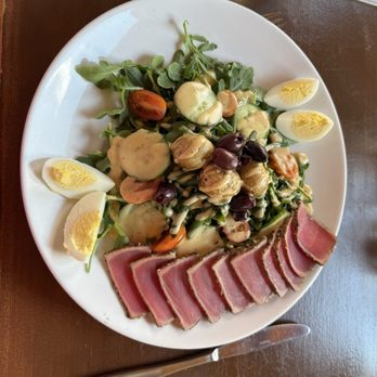The Iron Goat Pub & Grill - Tuna steak salad - Canadian (New) Near Me - Canmore, Alberta The Iron Goat Pub & Grill - Tuna steak salad - Canadian (New) Near Me - Canmore, Alberta