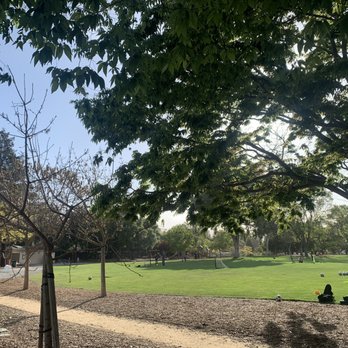 El Quito Park - Playgrounds Near Me - Saratoga, California