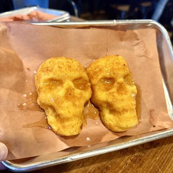 Apocalypse BBQ - Cornbread - Food Trucks Near Me - Miami, Florida