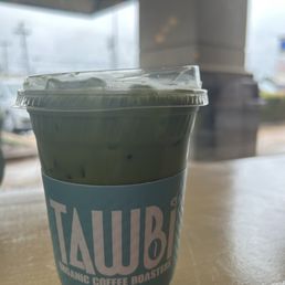 Iced Matcha Latte Iced Matcha Latte