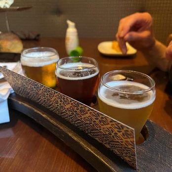 Tiffins Restaurant - Beer flight! - New American Near Me - Lake Buena Vista, Florida Tiffins Restaurant - Beer flight! - New American Near Me - Lake Buena Vista, Florida