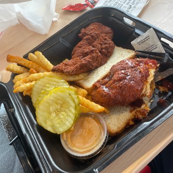 Dave's Hot Chicken - Chicken Shop Near Me - Arlington, Texas Dave's Hot Chicken - Chicken Shop Near Me - Arlington, Texas