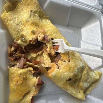 Kelly's Big Burger - Western Omelet - Diners Near Me - Clarksville, Tennessee