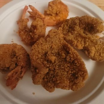 Family Fish Market - Catfish and shrimp - Seafood Markets Near Me - Carson, California