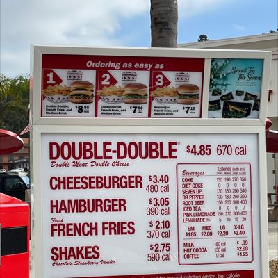 In-N-Out Burger by null
