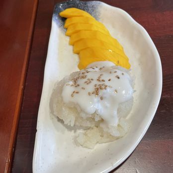 ZumoThai - Mango Sticky Rice - Asian Fusion Near Me - Washington, DC, District of Columbia ZumoThai - Mango Sticky Rice - Asian Fusion Near Me - Washington, DC, District of Columbia