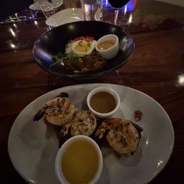 Skirt steak with shrimp and wagyu fried rice! Skirt steak with shrimp and wagyu fried rice!