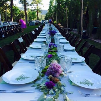 Designer Venues - Flowers and table setting - Wedding Planning Near Me
