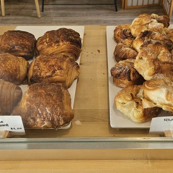 Aloha Roastery - Pastry - Bakeries Near Me - Lihue, Hawaii