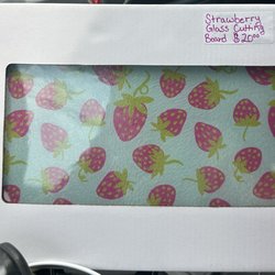 Cute find for my daughter's strawberry themed kitchen :0)