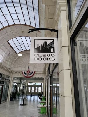 About Us - The name ‘Clevo Books’ pays homage to our hometown, Cleveland. As the home to over 100 ethnic communities, Cleveland is a microcosm of the entire world. In the same way that Cleveland has attracted so many different immigrants from different cultures around the world, Clevo Books aims to become that bridge between English readers and foreign language writers, through our many different fiction and nonfiction translated books.