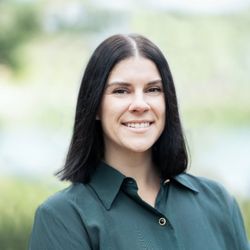 Total Lifestyle Chiropractic - Dr. Hannah, graduated from Life Chiropractic College and loves Gonstead adjusting.