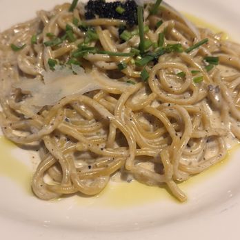 Pasta Veneta - Spaghetti in caspian sauce caviar - Pasta Shops Near Me - Chicago, Illinois Pasta Veneta - Spaghetti in caspian sauce caviar - Pasta Shops Near Me - Chicago, Illinois