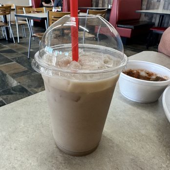 El Sazon Latin Grill - Thai tea - Latin American Near Me - Bethany, Oklahoma