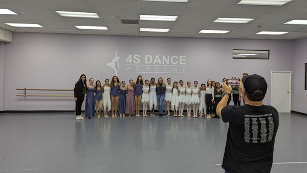 4S Dance Academy by null