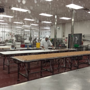 Ethel M Chocolates - They're still working at 9pm! - Botanical Gardens Near Me - Henderson, Nevada