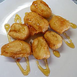 Saigon Cuisine - D21.GEBACKENE BANANE Mit Honig und Erdnüssen 2,50 EUR