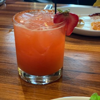 Range Restaurant + Cocktail Bar - New American Near Me - Urbandale, Iowa
