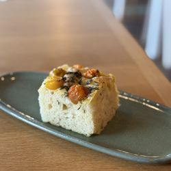 Google Visitor Experience Cafe - Tomato focaccia