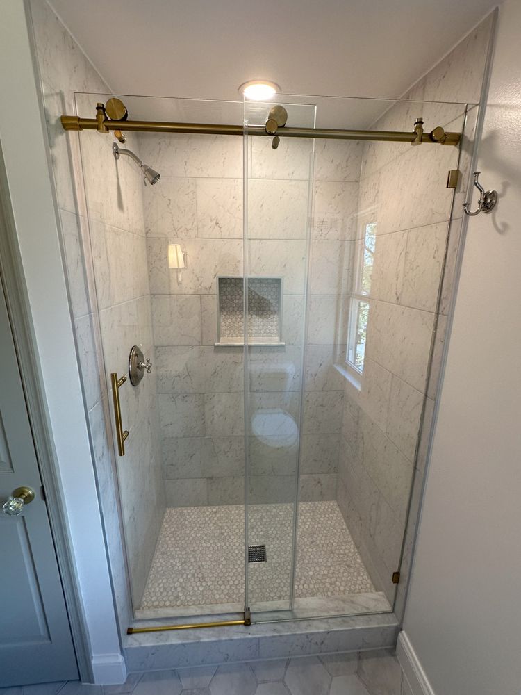 Slide of Mencia and Sons Home Improvement